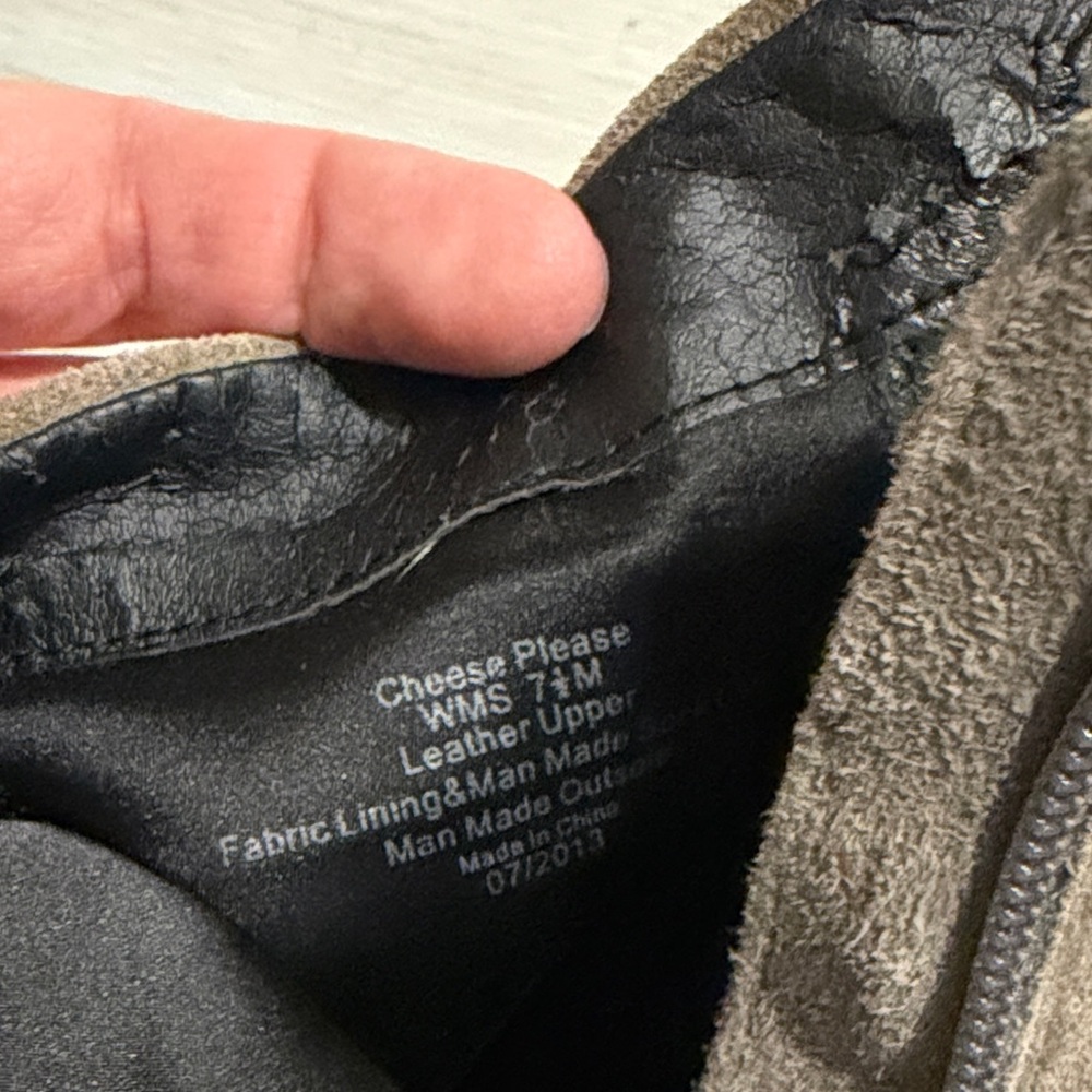 Kenneth Cole Reaction Dark Brown Suede Ankle Booties - Picture 7 of 9